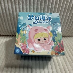 Dream Factory Damon series plush blind box. New. Box unopened.